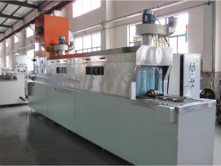 大型零部件通過式高壓噴淋清洗機